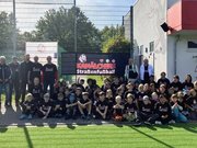 Kanälchers Straßenfußball am Court